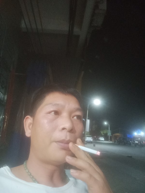 善解人意的第一张照片--明溪交友网