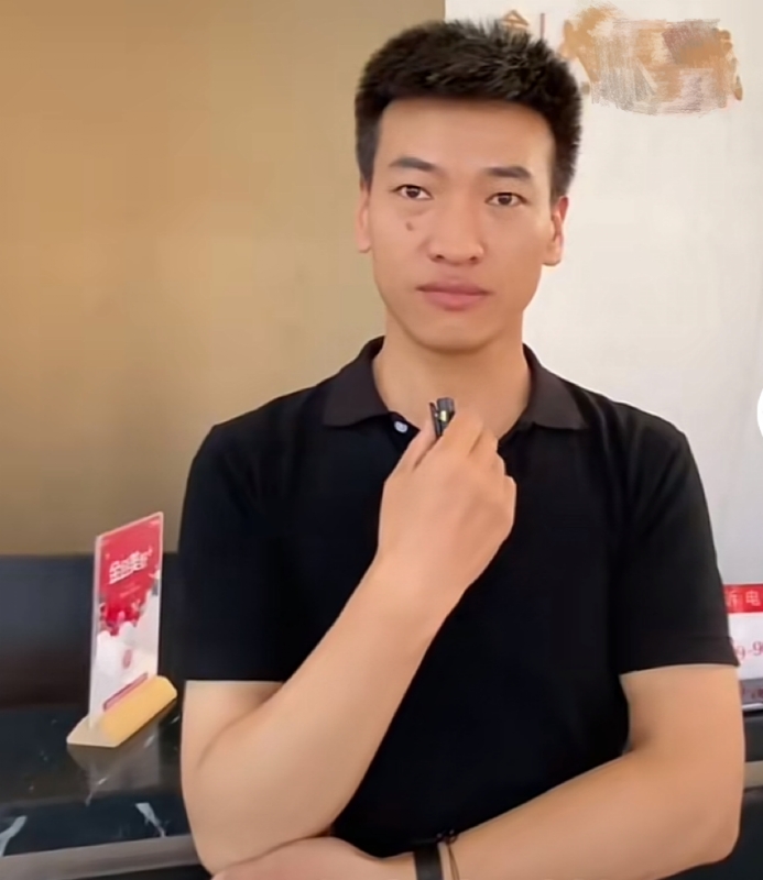 一杯梁白开的第一张照片--明溪交友网